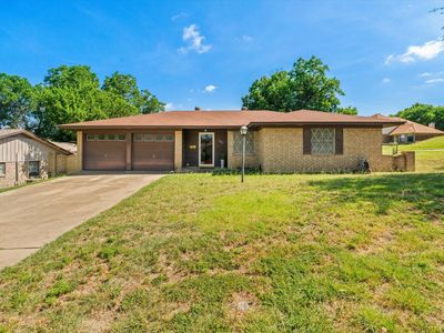 6500 Chapel Ln, Lake Worth, TX, 76135