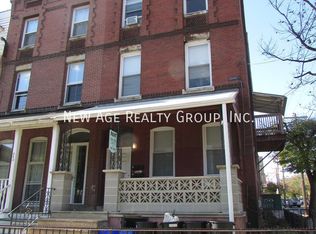 442 N 32nd St #3, Philadelphia, PA 19104
