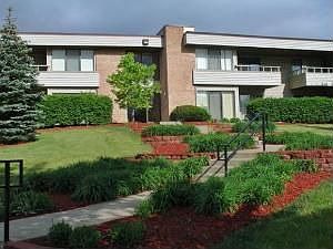 1st image of 980 N Countryside Dr APT 109