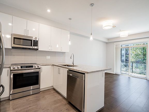 5th image of 45562 Airport Rd #307