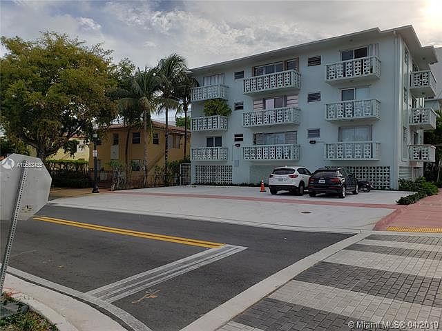 1st image of 1100 11th St APT 303