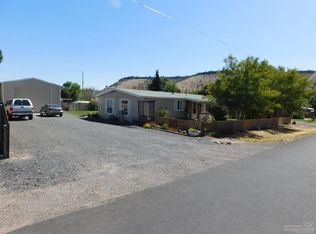 700 SW Cliffside Ln, Prineville, OR 97754