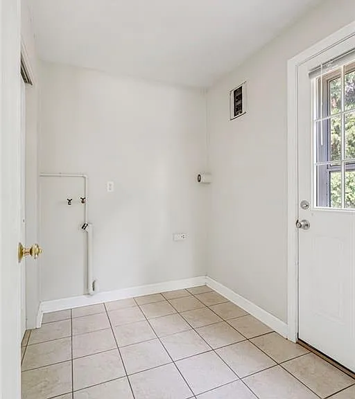 6669 Amsel Ave NE #4 — Photo 8