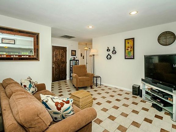 2nd image of 2232 Curtis Dr N