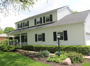 6736 Worthington Galena Rd, Worthington, OH 43085