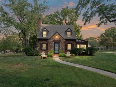 318 NW Briarcliff Rd, Kansas City, MO, 64116