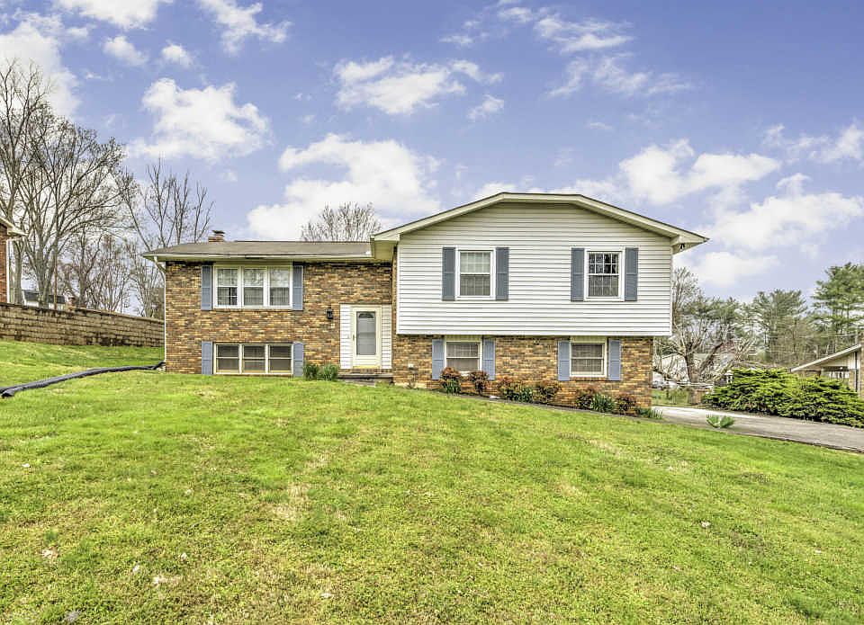 1st image of 7524 Berkshire Blvd
