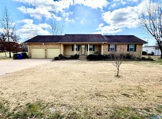 332 Joe Hope Dr, Geraldine, AL 35974