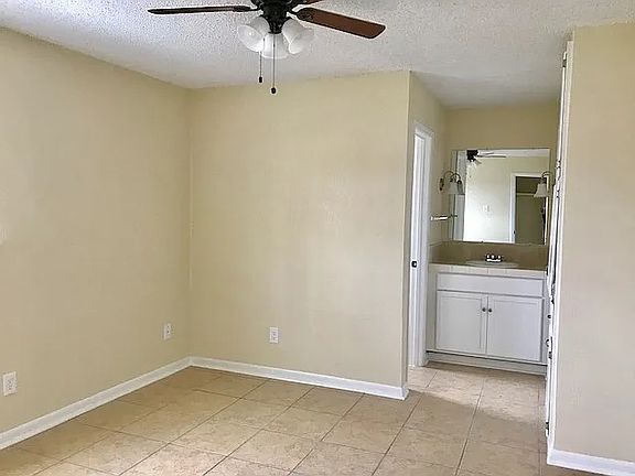 3rd image of 1206 Bundrant Dr #16