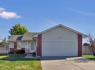 1819 E Autumn Pl, Goddard, KS 67052