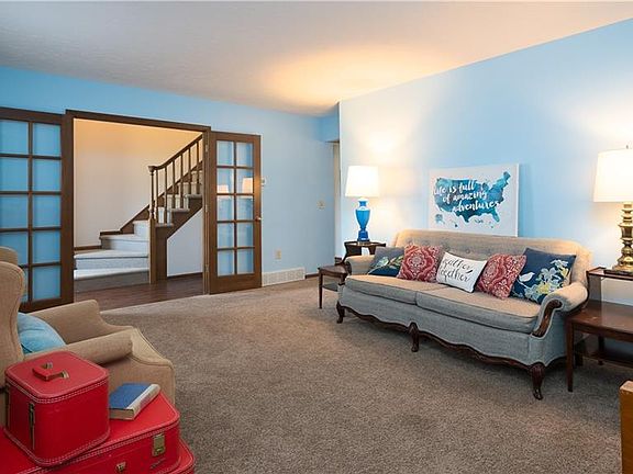 3rd image of 2230 Wisteria Way