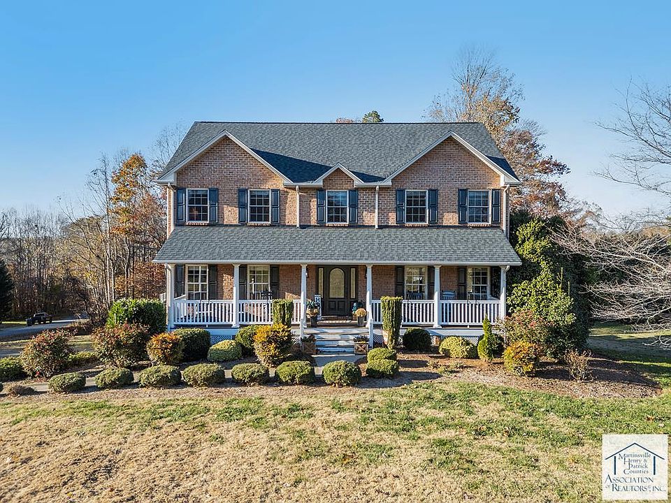 1st image of 470 Saint Johns Cir