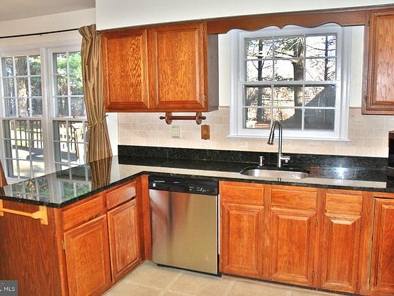 5th image of 1106 Bettstrail Way
