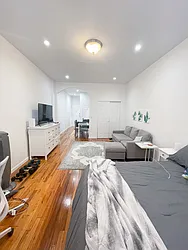 Rented by Urban Real Estate Inc