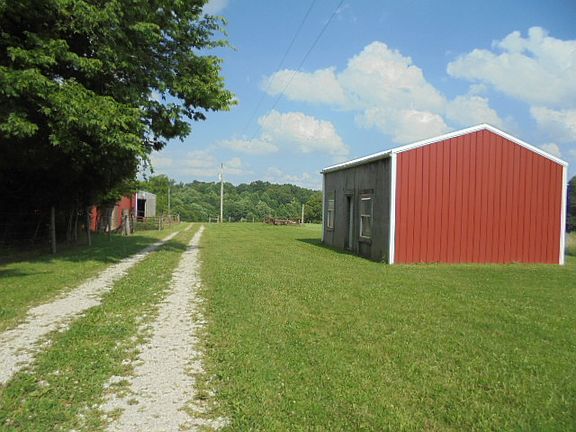 4th image of 6652 S County Road 675 E