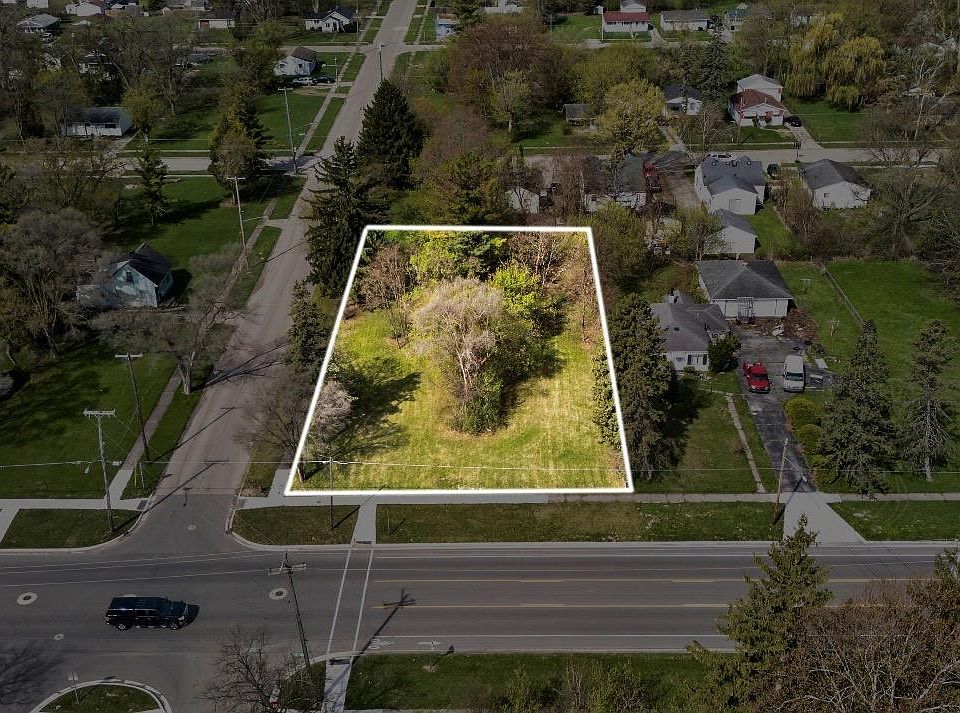 1st image of 3261 Sheridan Ave