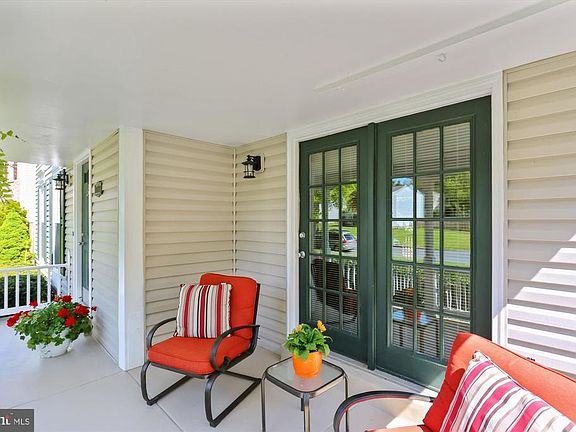 3rd image of 17117 Amity Dr
