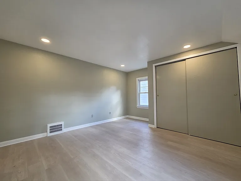 4057 Bushnell Rd — Photo 8