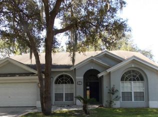 2317 Kenwick Dr, Valrico, FL 33596