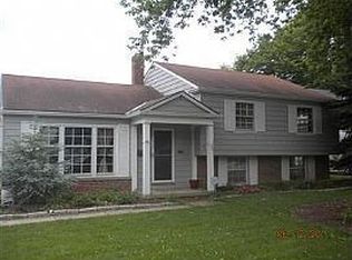 4349 W 217th St, Fairview Park, OH 44126