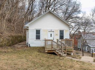 15 W 28th St, Dubuque, IA 52001