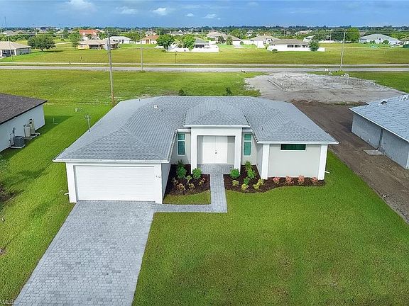 2nd image of 932 NW 7th Pl