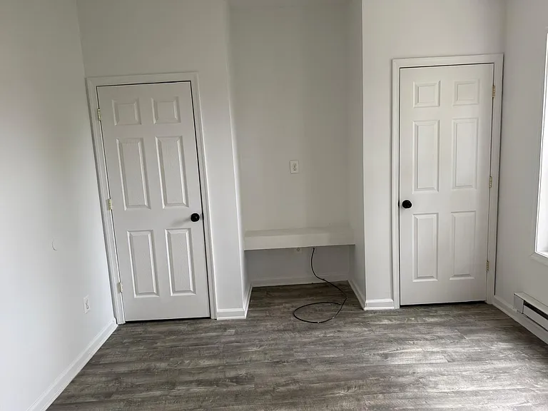 439 W Bringhurst St #3 — Photo 7