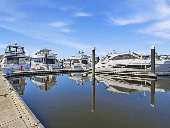 4th image of 60' BOAT SLIP D-08 GULF HARBOUR MARINA