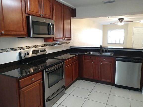 3rd image of 1344 Sophie Blvd