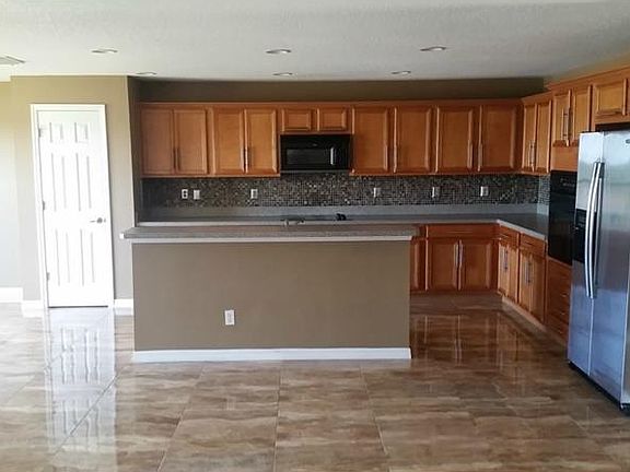 5th image of 764 Lakeview Pointe Dr