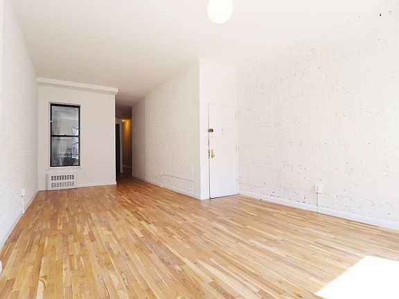 3rd image of 133 W 112th St APT 2B