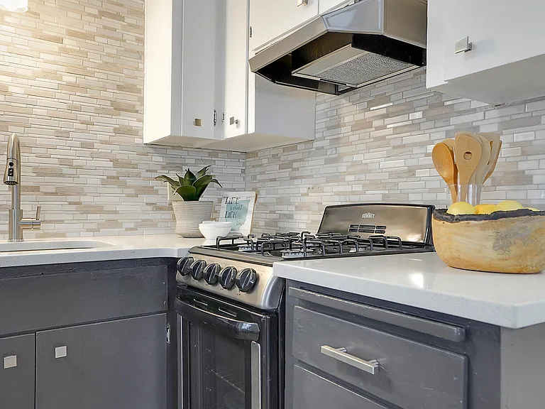 2319 Lee St SE — Photo 34