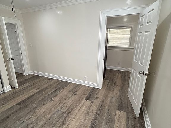 5th image of 3509 Griffin Ave