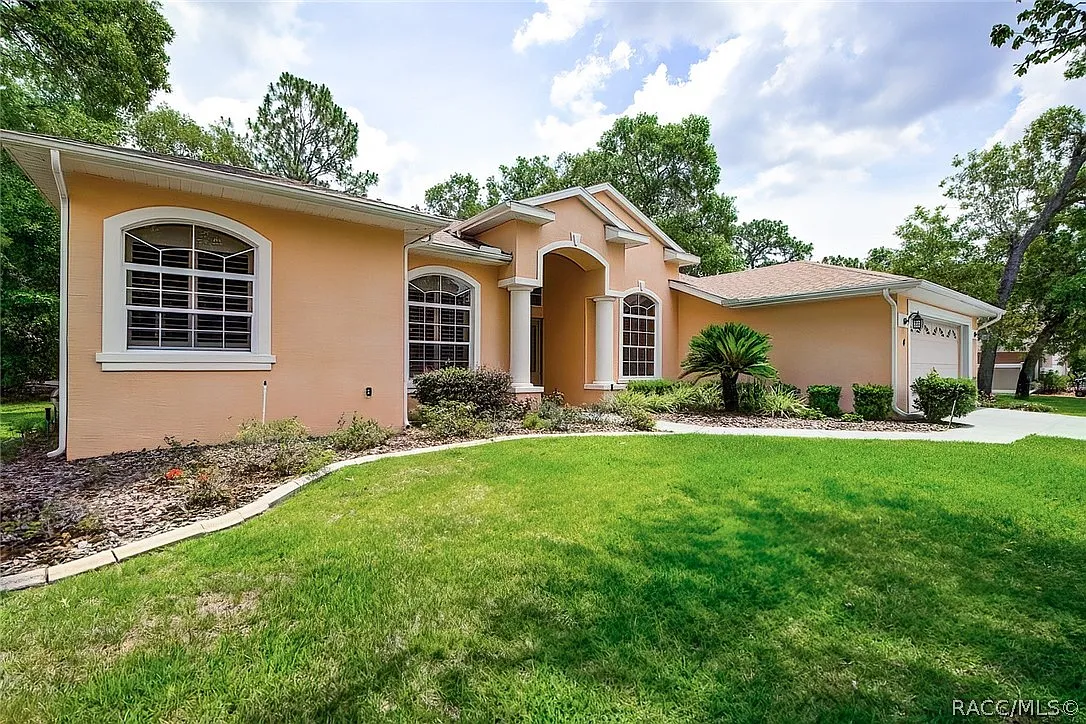 3 bed, 1967 sqft, $2,250 — Photo 2