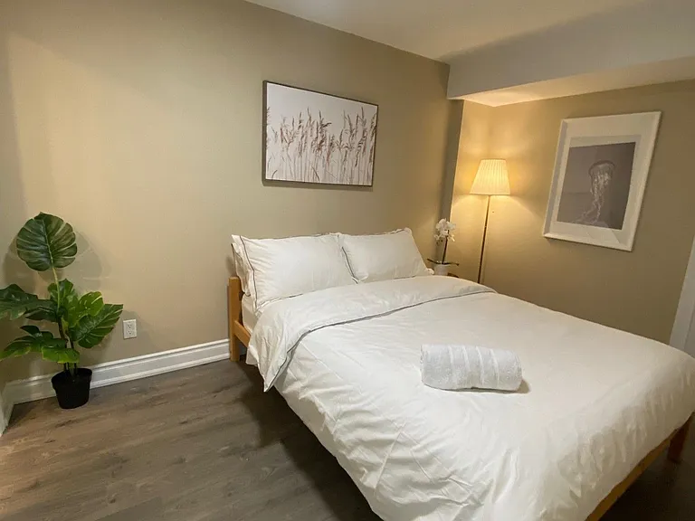 489 Caboto Trl — Photo 4