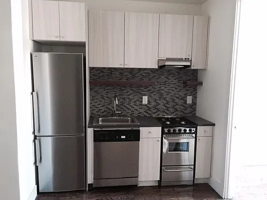 Rented by Real True Group | media 33