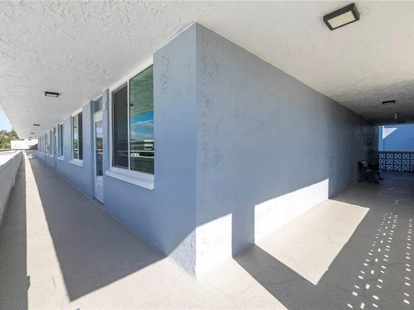 4715 Bay St NE APT 227, Saint Petersburg, FL 33703