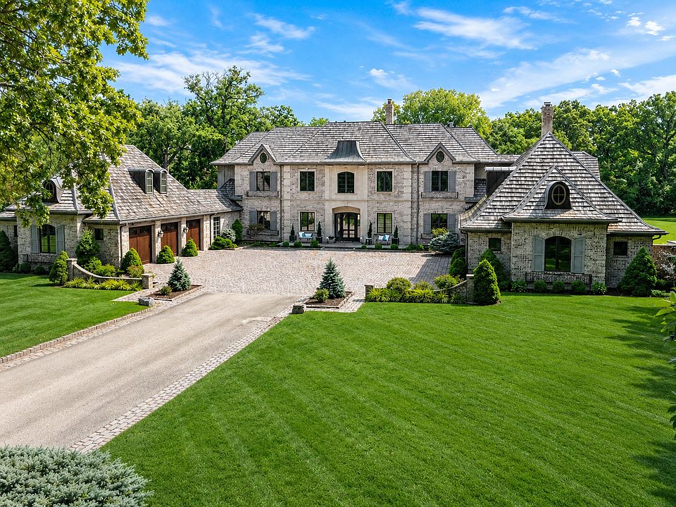 1st image of 24 Bridlewood Rd