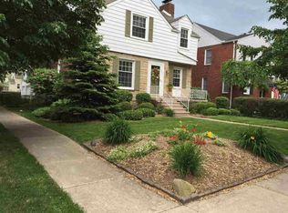 824 Hollywood Dr, Monroe, MI 48162