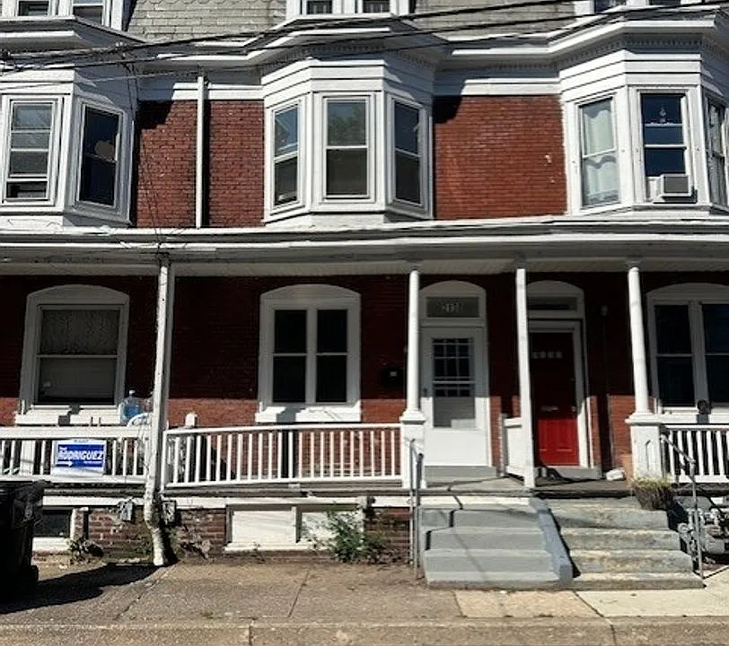 2130 Penn St
