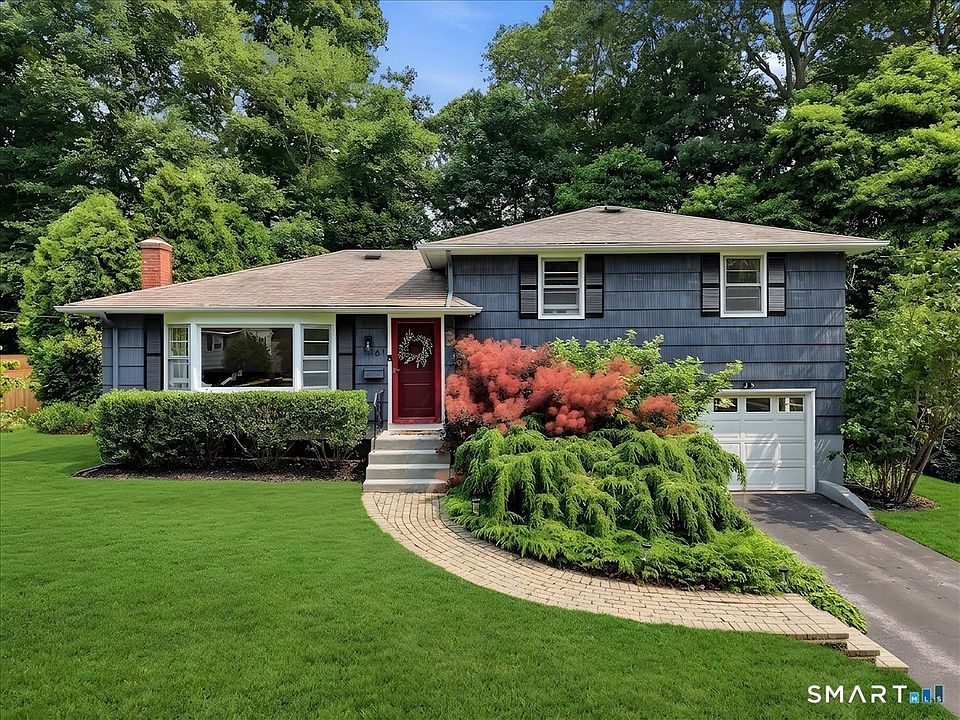 1st image of 61 Hilltop Road