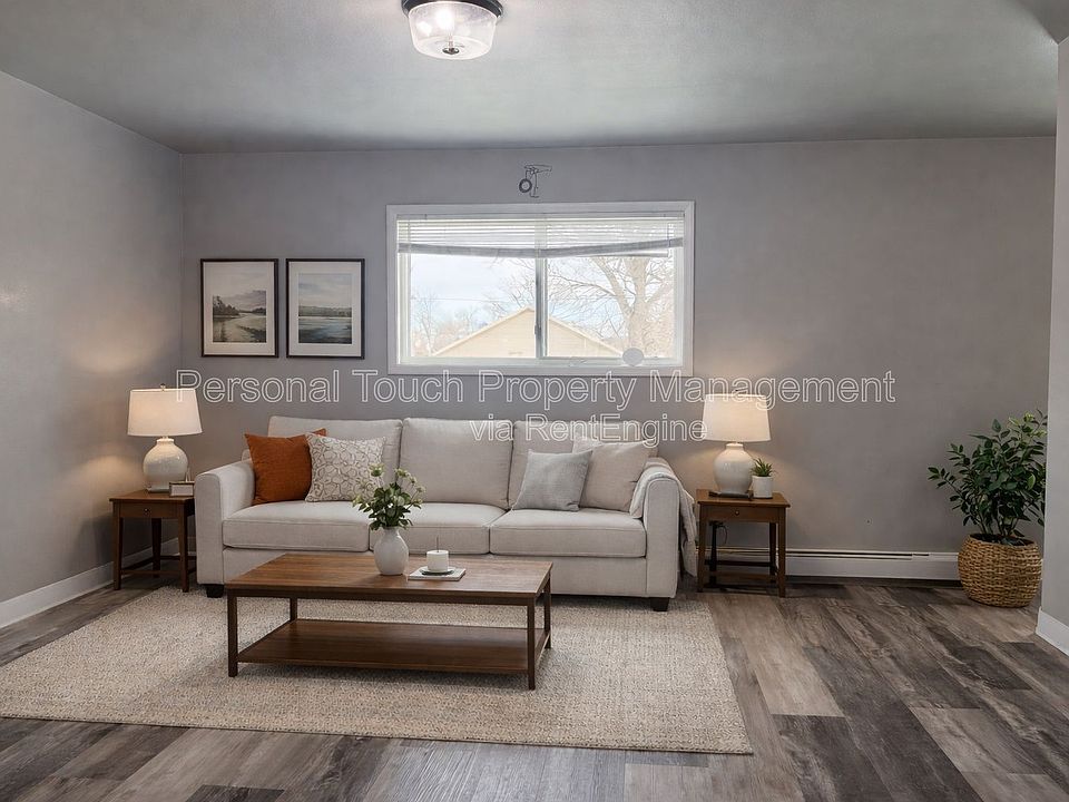 1st image of 142 6th Ave N Unit 5