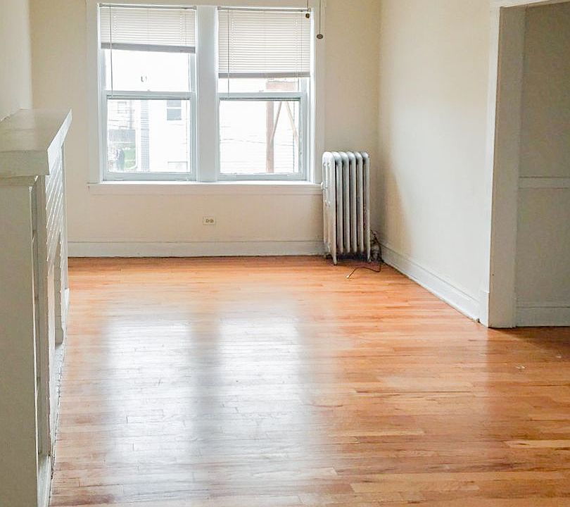 1st image of 2609 W Gunnison St