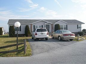 2nd image of 9 Pine St