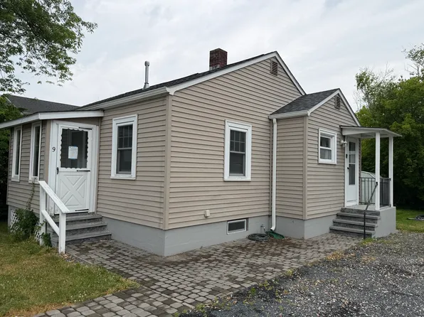 9 Palmer Ave, Warren, RI 02885