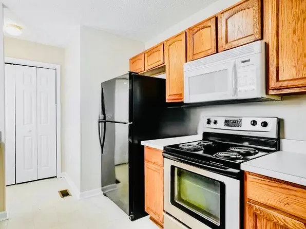 313 Cross Hill Ln #2, Holly Springs, NC 27540