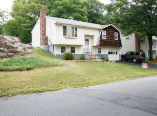 33 Parkview Rd, Reading, MA 01867