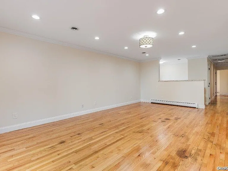 44 W Penn St — Photo 20