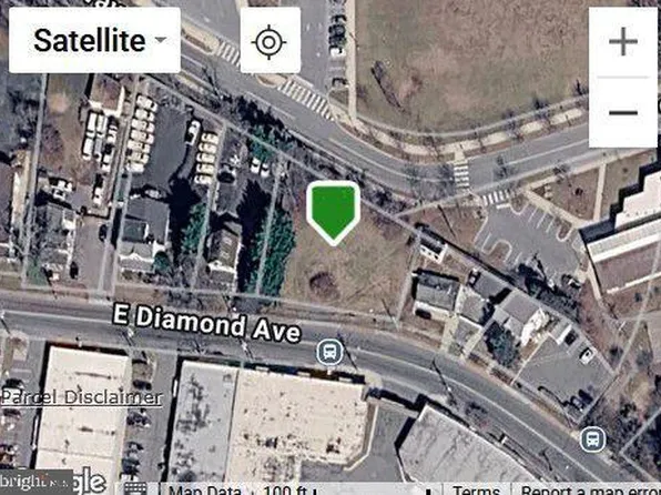 436 & 438 E Diamond Ave, Gaithersburg, MD 20877