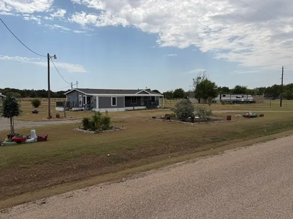 8824 Old Marlin Rd, Waco, TX 76705
